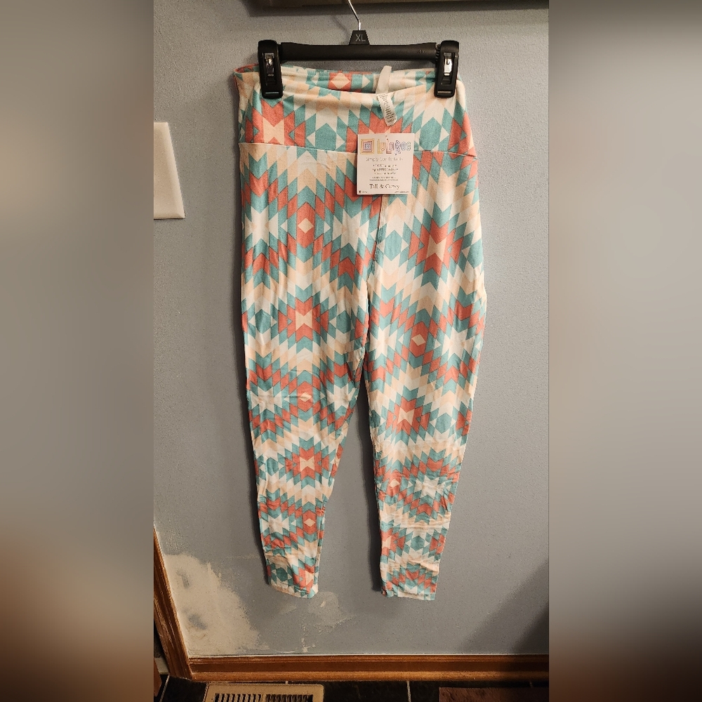 🍉LuLaRoe Geometric Patterned Leggings - Blue, Pink, White